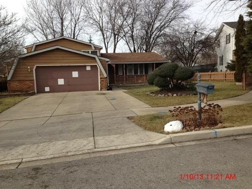  600 Evergreen Ct, Waukegan, Illinois  photo