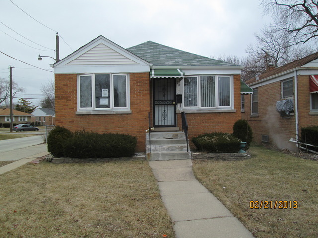  3917 Saint Charles Rd, Bellwood, Illinois  photo