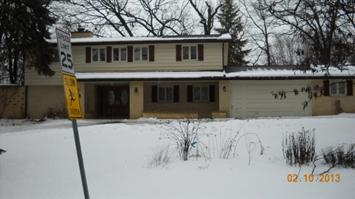  404 Banbury Rd, Mundelein, IL photo