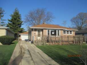  330 N Lewis Ave, Waukegan, IL photo