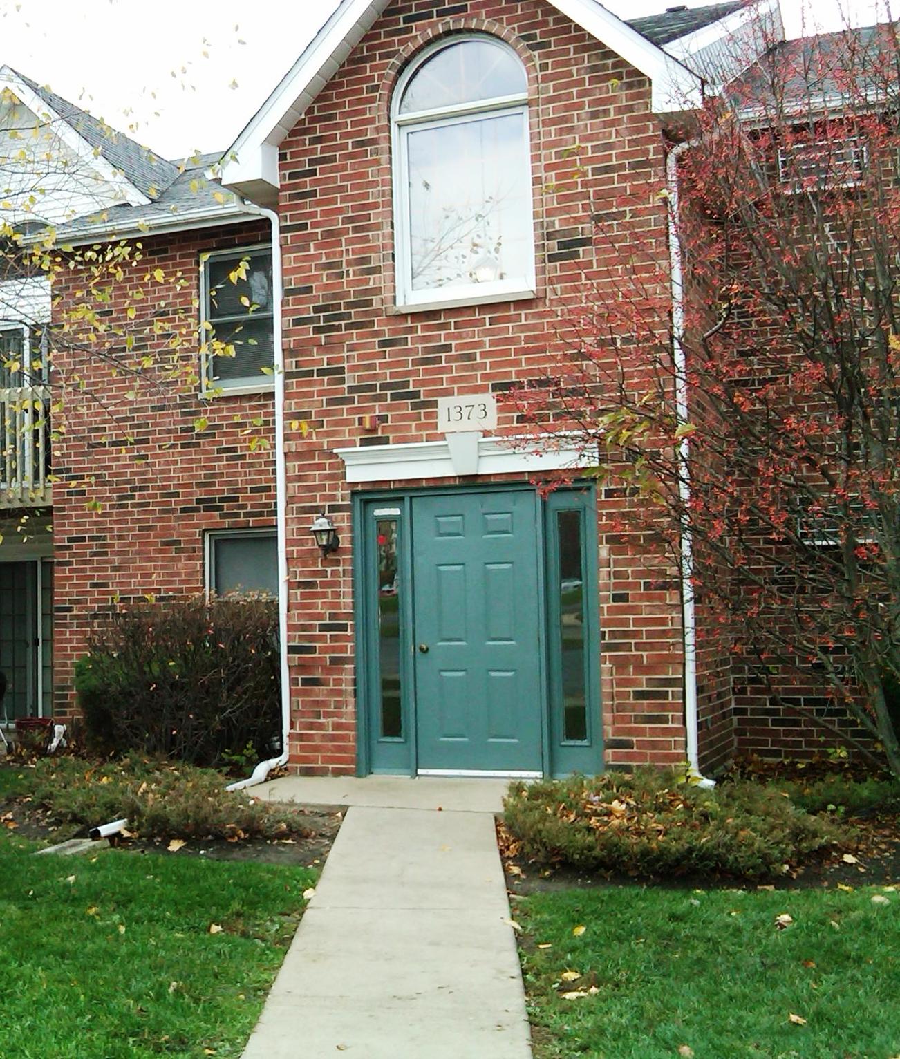  1373 Cunat Court Unit 2D, Lake In The Hills, IL photo