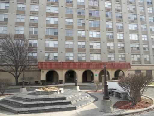  4300 W Ford City Dr Apt 508, Chicago, Illinois  photo