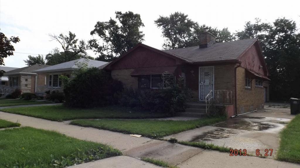  339 Eastern Ave, Bellwood, IL photo
