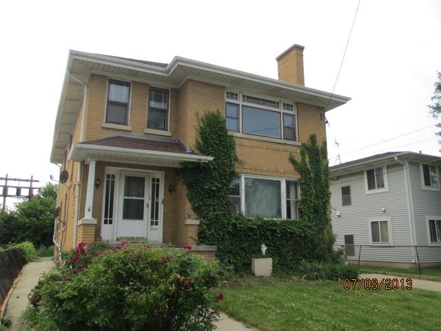  16 N Jackson Street, Waukegan, IL photo