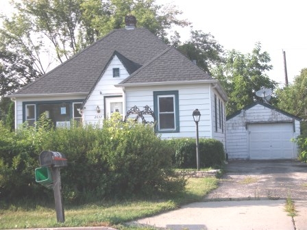  2632 W Ridgeland Ave, Waukegan, IL photo