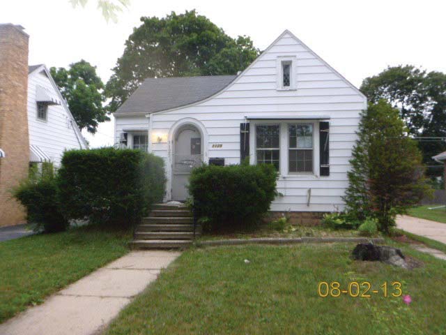  1125 Westmoreland Ave, Waukegan, IL photo