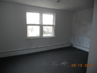  212 N West St Apt, Waukegan, Illinois  6062350