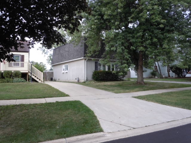  327 West Sunset Ave, Lombard, IL photo