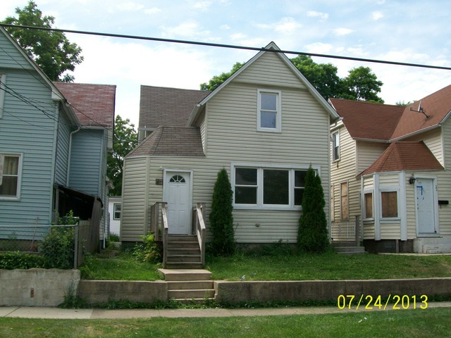  24 Park Ave, Waukegan, Illinois  photo