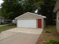  3830 32nd Ave, Moline, IL 7386498