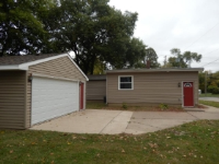  3830 32nd Ave, Moline, IL 7386497