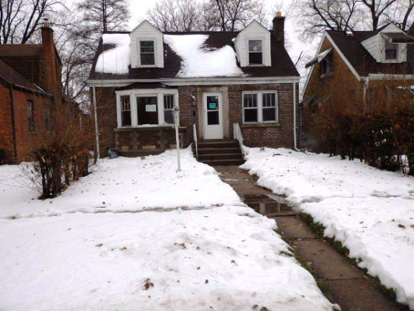  618 Emerald Ave, Chicago Heights, IL photo