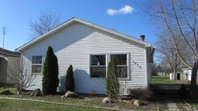  1732 COTTAGE AVE, HUNTINGTON, IN photo