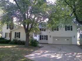  807 E WATERFORD ST, WAKARUSA, IN photo