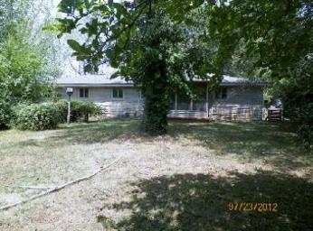  233 W Boggstown Rd, Shelbyville, IN photo