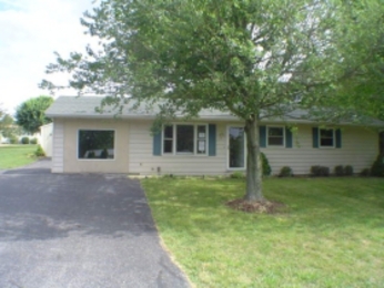  230 E Woodlawn Dr, Salem, IN photo