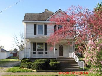  431 W Hendricks St, Shelbyville, IN photo