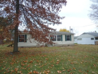  208 Booth Dr, Wolcottville, IN 4107066