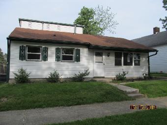  421 Wood St, Greenfield, IN photo