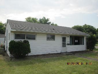  2604 Crystal St, Anderson, IN photo