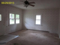  211 S Mulberry St, Farmland, IN 5733719