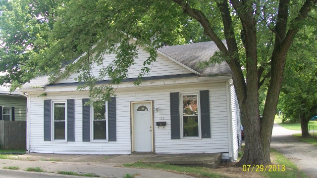  125 N Mccullum St, Knightstown, Indiana  photo