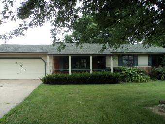  805 Mohawk Dr, Angola, IN photo