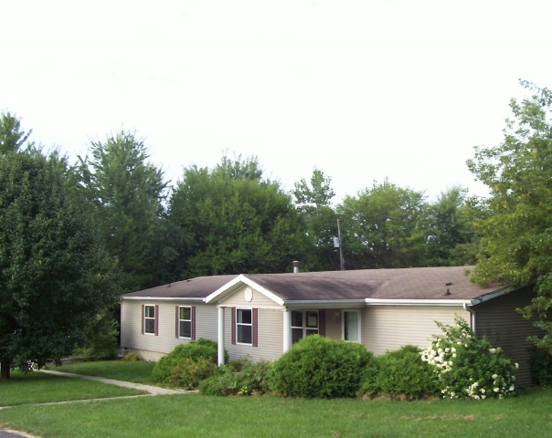  18 N Blue Gill Rd, Silver Lake, IN photo