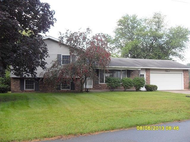  14086 Claire Ln, Middlebury, IN photo