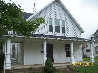  207 N Maple St, South Whitley, IN photo