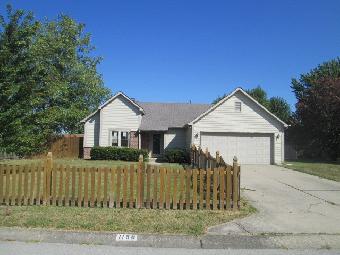  1158 Barcelona Dr, Greenwood, IN photo