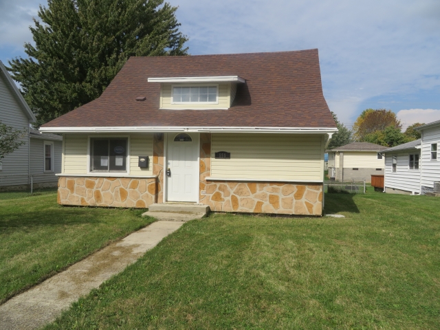  555 E Sherman St, Marion, IN photo