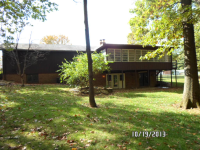  8657 N whispering Woods Place, West Terre Haute, IN 6492702