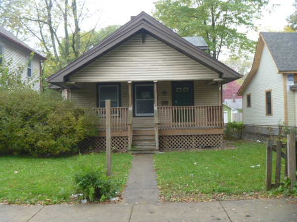  914 N Beville Ave, Indianapolis, IN photo