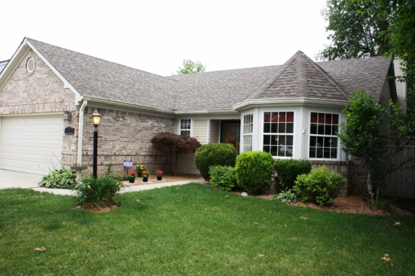  6749 Thousand Oaks Dr, Indianapolis, IN photo