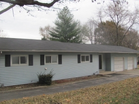  206 N Plank St, Rossville, IN photo