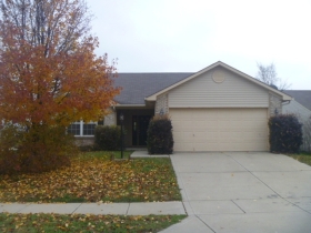  1374 Summer Meadow Ct, Indianapolis, IN photo
