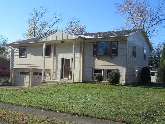  1014 Woodbourne Dr, New Albany, IN photo