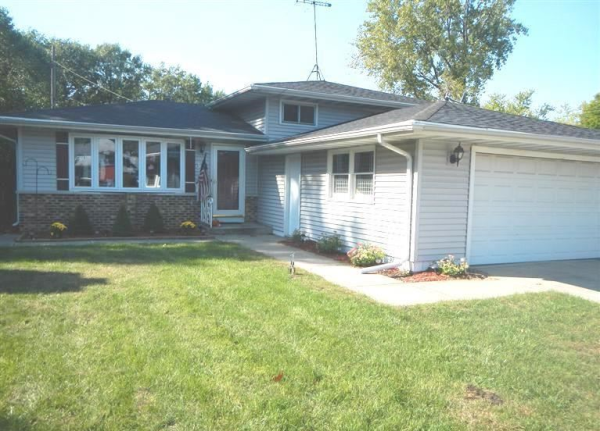  326 North Lindberg St, Griffith, IN photo