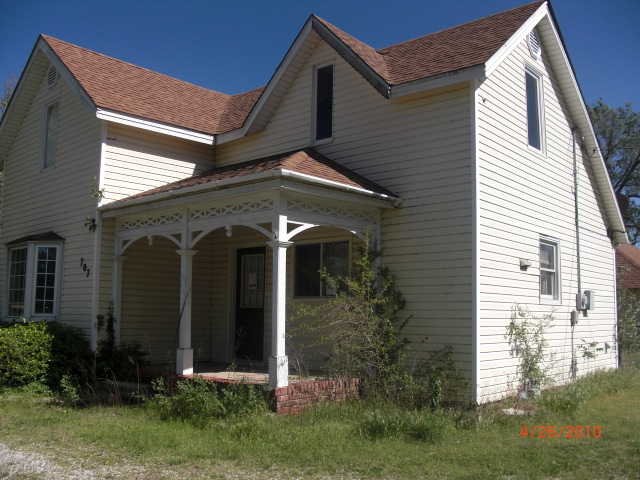  707 W Parallel St, Conway Springs, KS photo