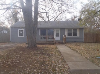  701 SE 34th St, Topeka, KS photo