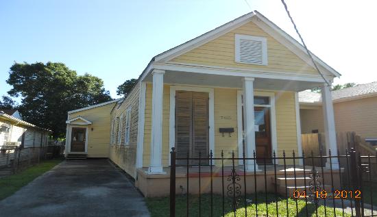  7465 Hurst St, New Orleans, LA photo