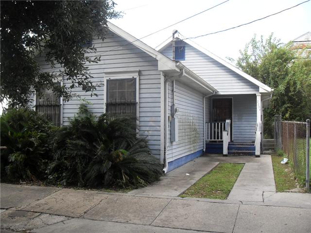  2204 1st  St, New Orleans, LA photo