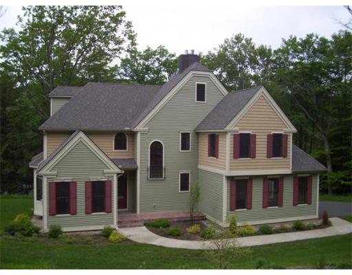 430 General Knox Rd, Russell, MA 01071