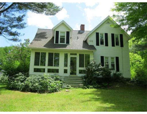 38 Russell Stage Rd, Blandford, MA 01008
