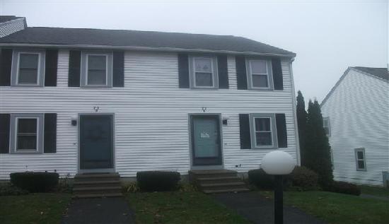  72-6 Olde Colonial Drive, Gardner, MA photo