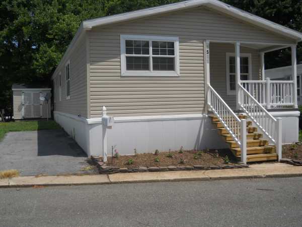  9522 Dogwood Park St., Capitol Heights, MD photo