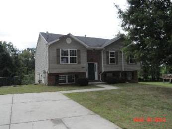  9227 Gary Lane, Glenarden, MD photo