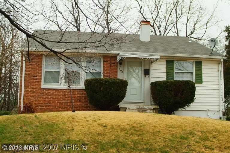  402 Barrymore Dr, Oxon Hill, Maryland  photo