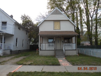  1412 Reo Ave, Lansing, MI photo